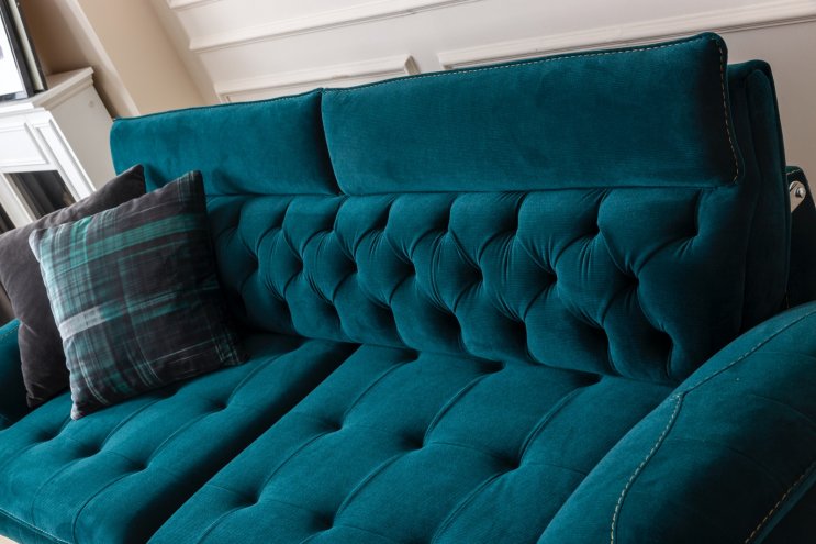 Bentley Sofa Set