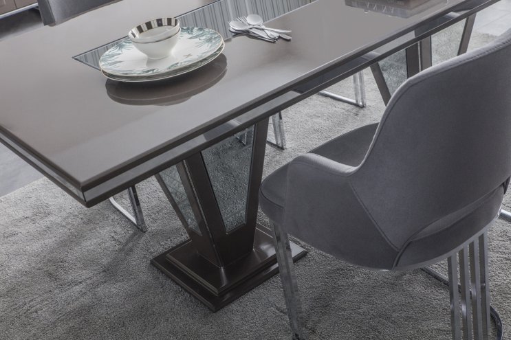 Alfa Dining Set