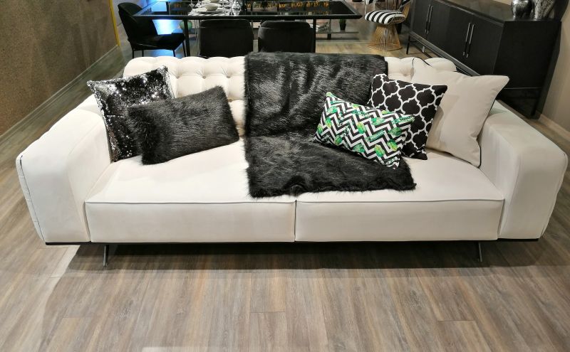 Bently Sofa Set