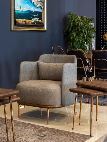 Nona Sofa Set